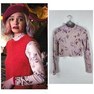 H&M Floral Ribbed Mock Neck Crop Top Pink Small ASO Enid Sinclair Wednesday